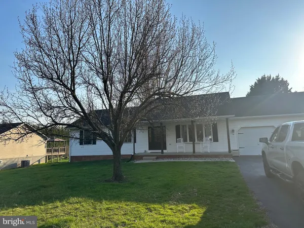 $389,900 | 14 Country Side Loop, Elkton, MD 21921