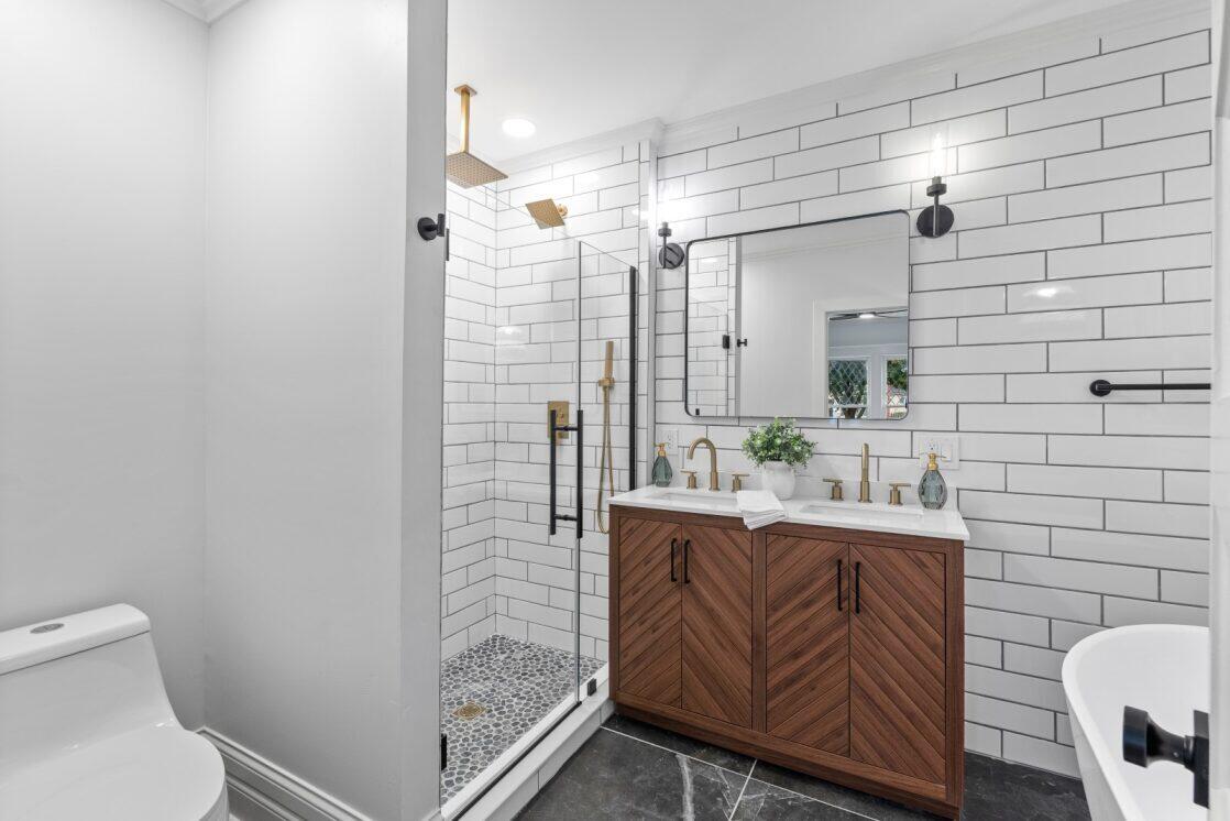 1332 Dodge Street Lake Geneva, WI 53147 - Photo 6 of 14 mainfloor master bath