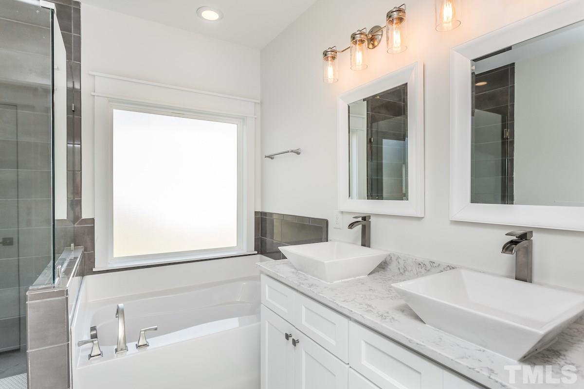 504 Montague Lane Raleigh, NC 27601 - Photo 16 of 25 Gallery Image 16