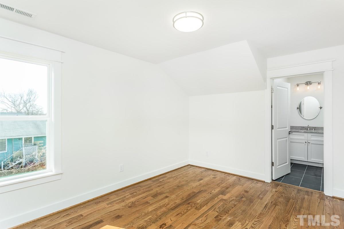 504 Montague Lane Raleigh, NC 27601 - Photo 20 of 25 Gallery Image 20