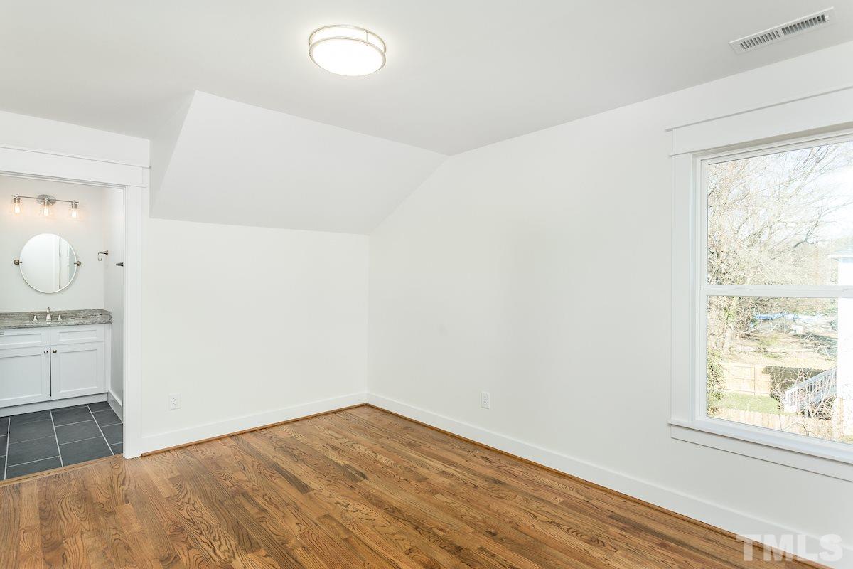 504 Montague Lane Raleigh, NC 27601 - Photo 22 of 25 Gallery Image 22