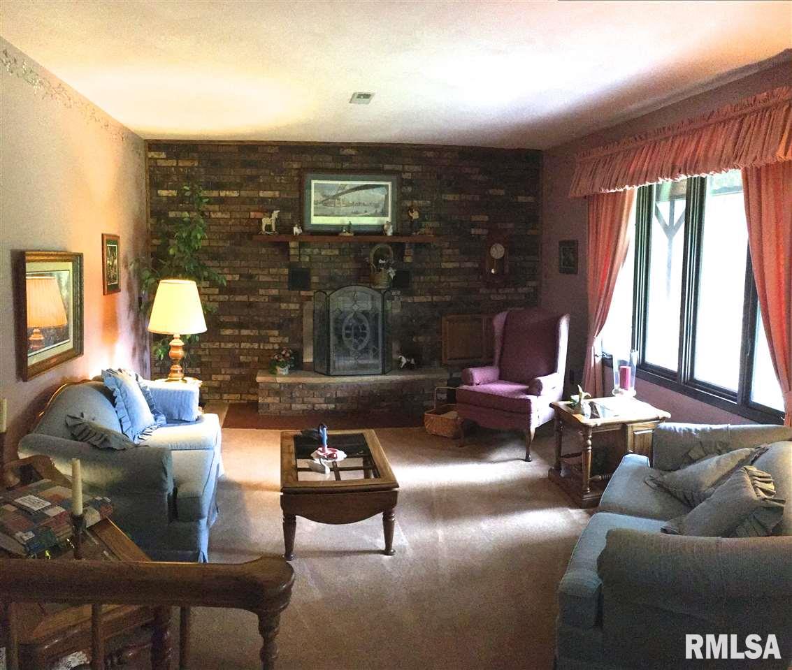 810 Partridge Point Road Metamora, IL 61548 - Photo 4 of 31