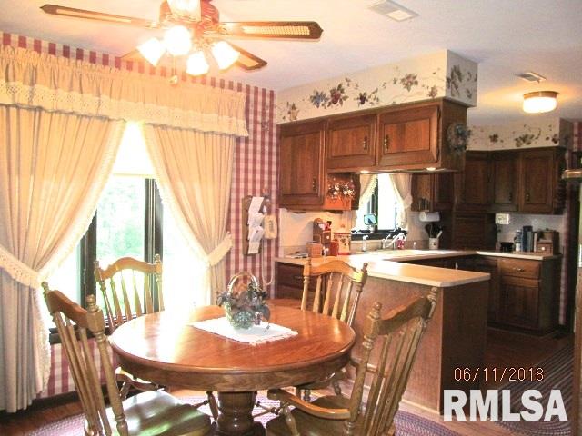 810 Partridge Point Road Metamora, IL 61548 - Photo 5 of 31