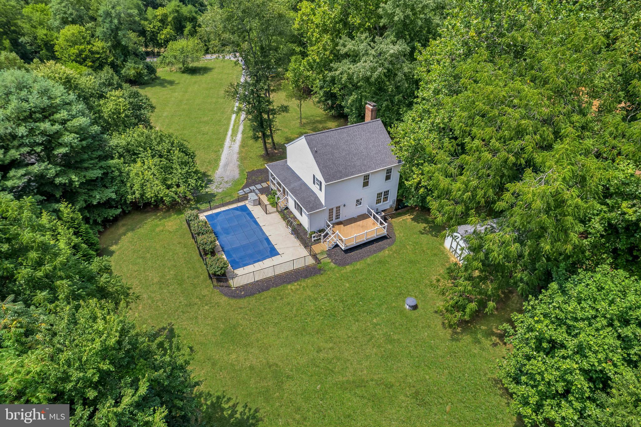 35340 Scotland Heights Road Round Hill, VA 20141 - Photo 4 of 17 Exterior Aerial
