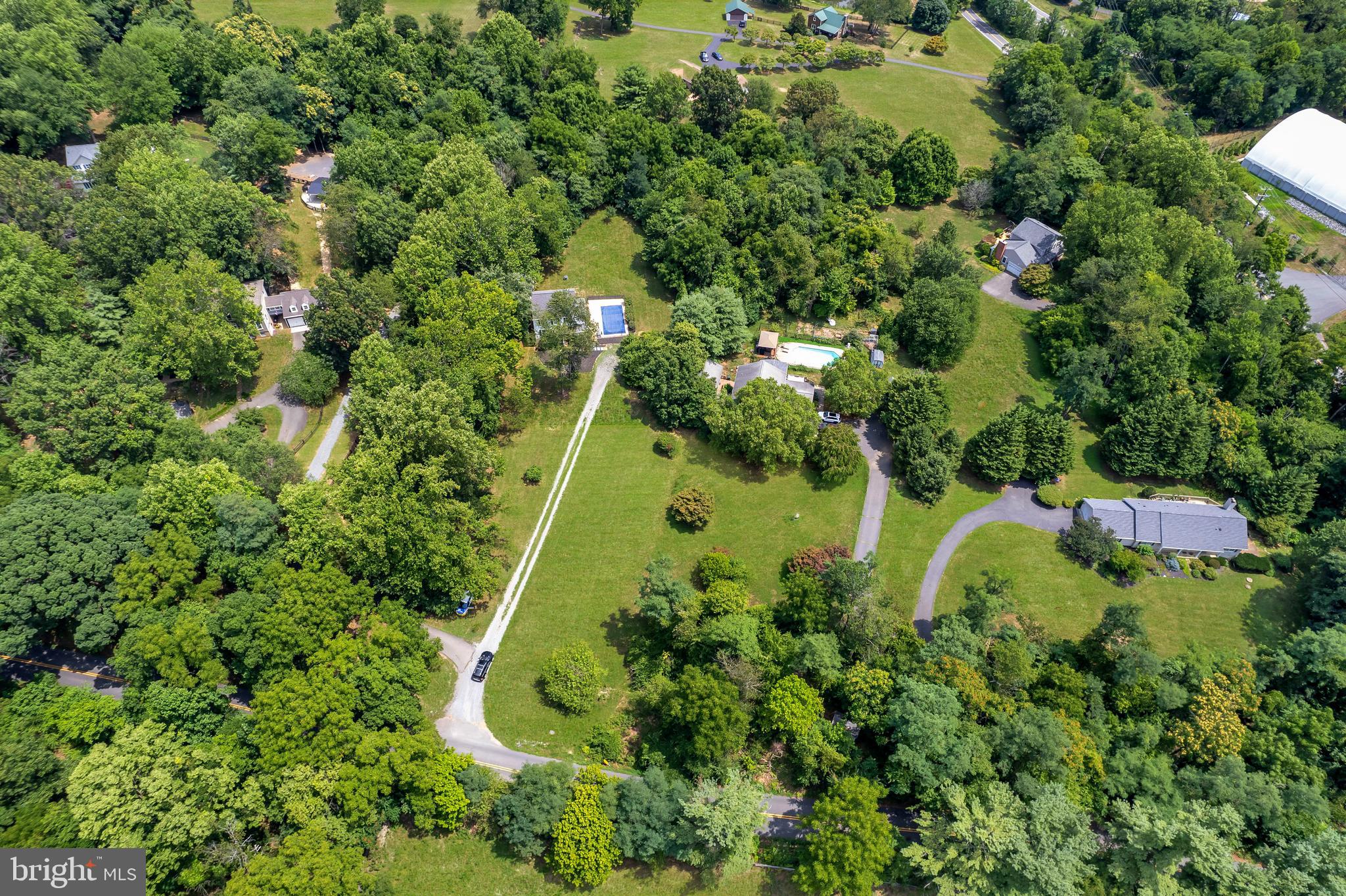 35340 Scotland Heights Road Round Hill, VA 20141 - Photo 5 of 17 Exterior Aerial