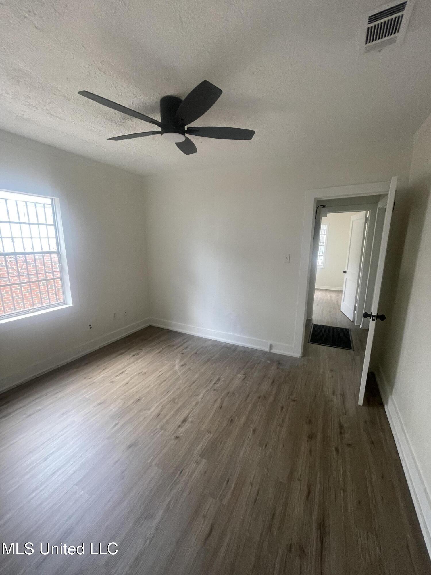 2157 Ludlow Avenue Jackson, MS 39213 - Photo 5 of 7 IMG_5814