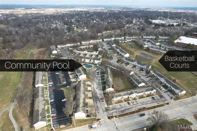 $399,900 | 677 Boca Raton Drive, Unit H, St. Peters, MO 63376