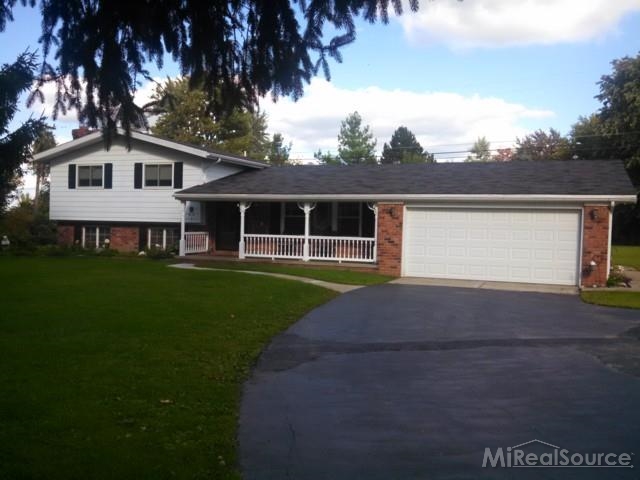 5311 South Sandusky Road Peck, MI 48466 - Photo 1 of 22