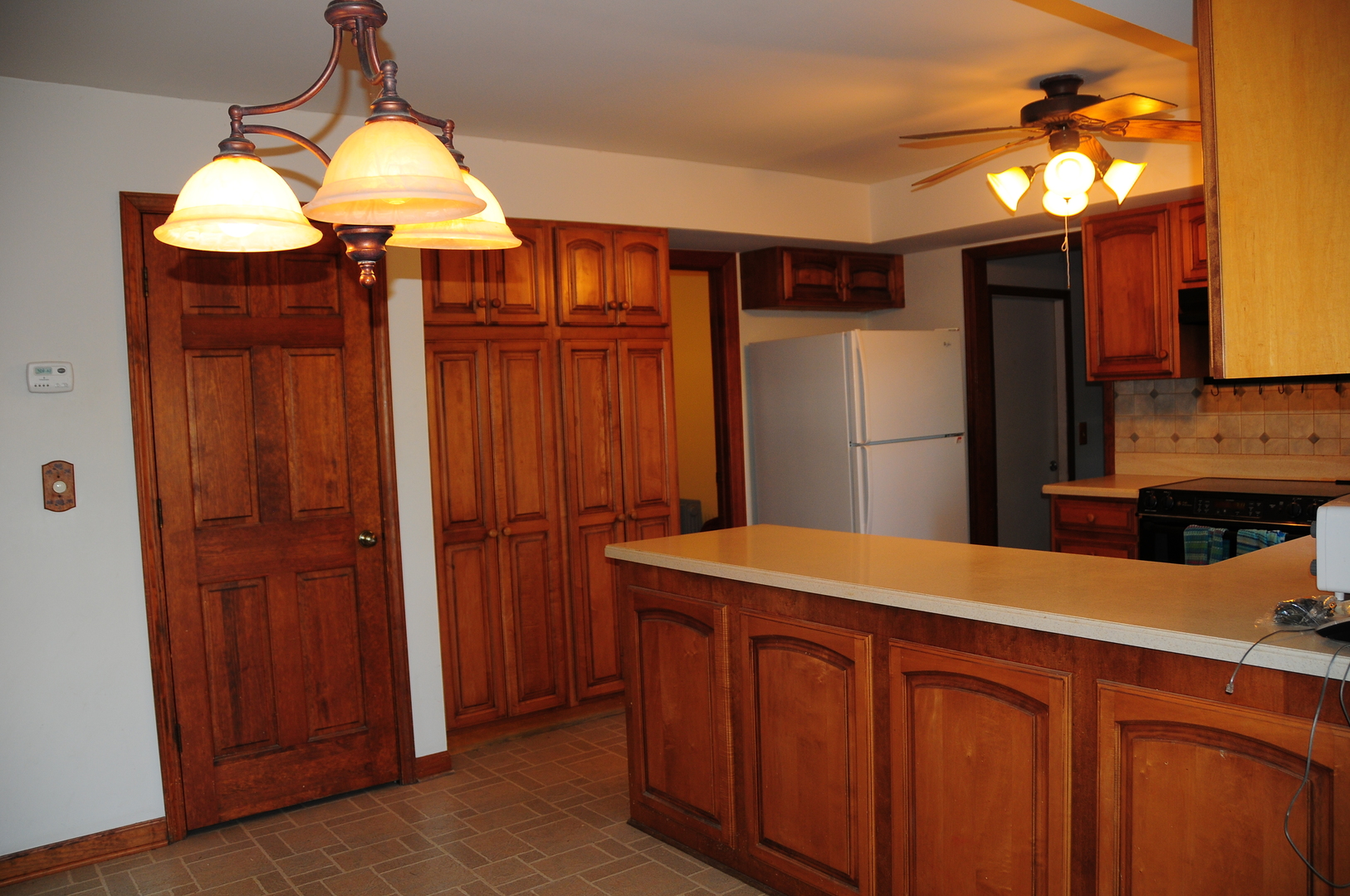 40W883 Plank Road Elgin, IL 60124 - Photo 27 of 47 a kitchen with stainless steel appliances a refrigerator and a sink