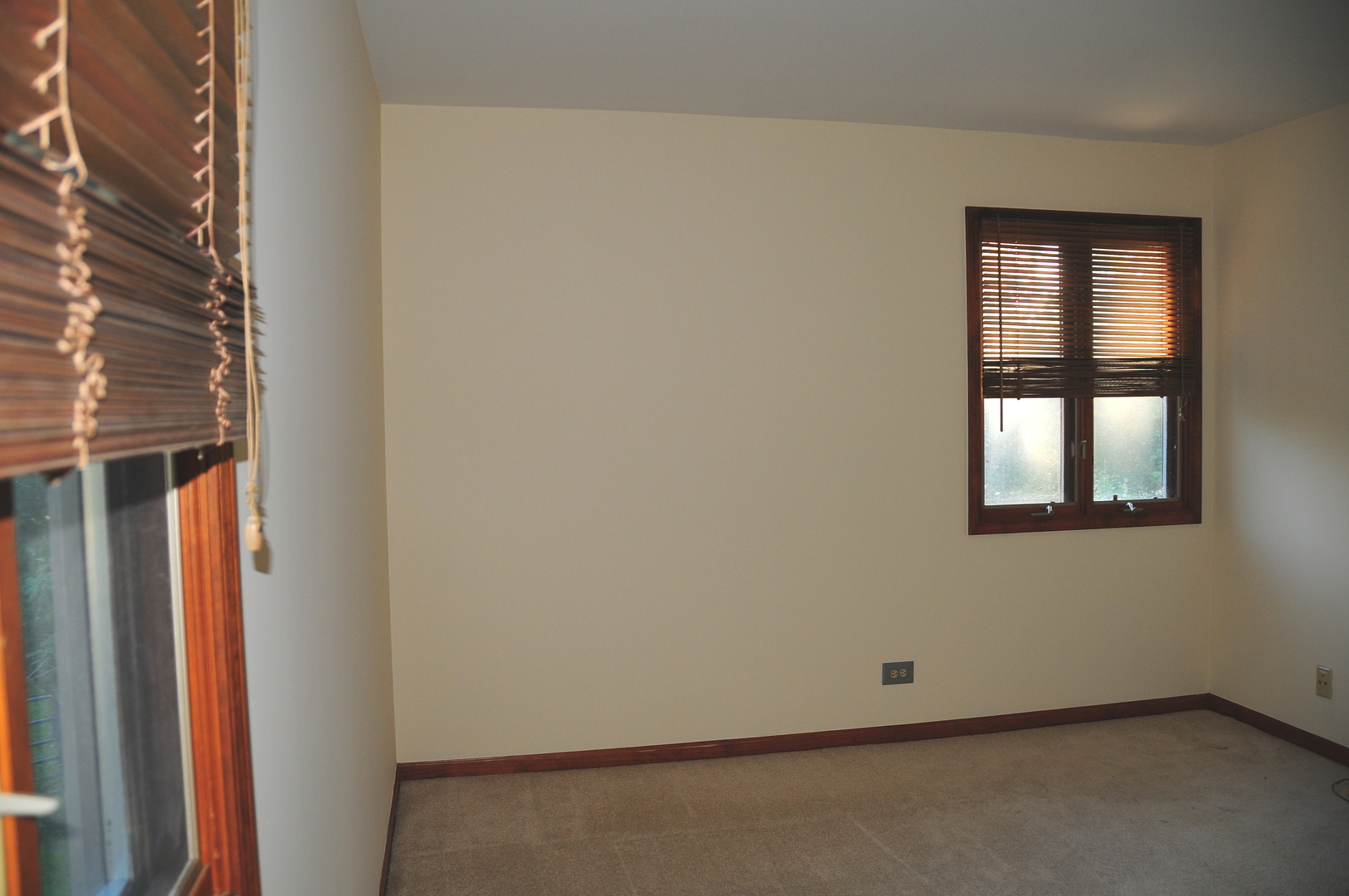 40W883 Plank Road Elgin, IL 60124 - Photo 40 of 47 a view of an empty room