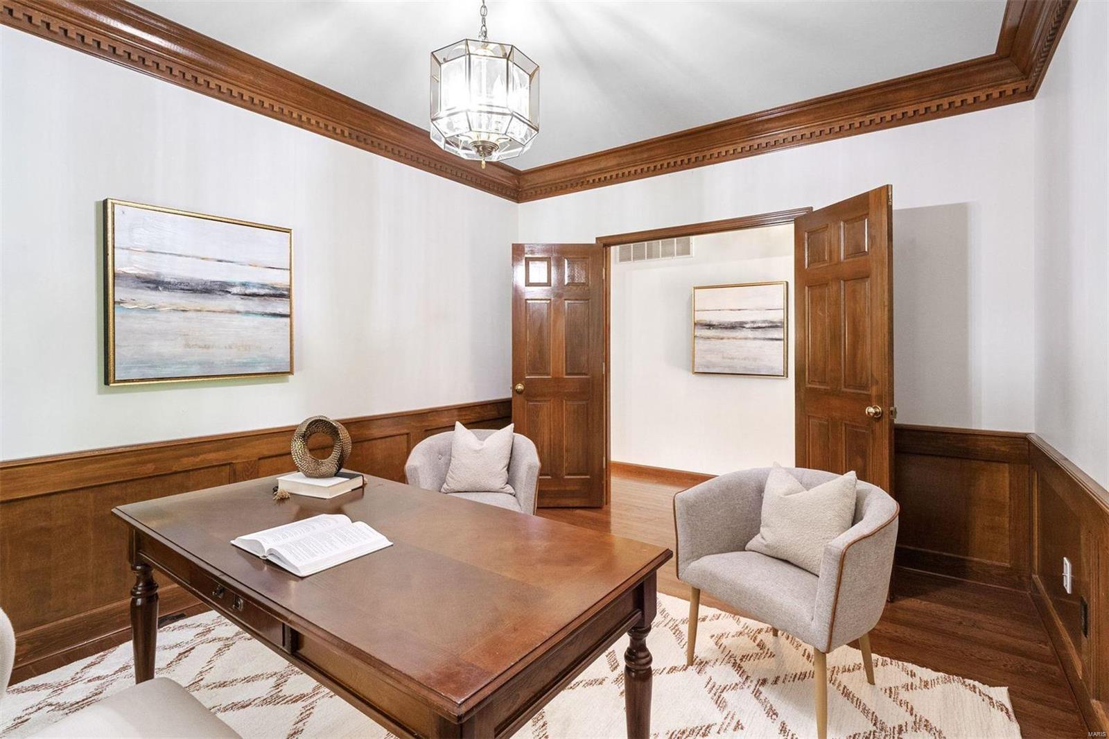 11949 Ladue Road Creve Coeur, MO 63141 - Photo 11 of 32 Gallery Image 11