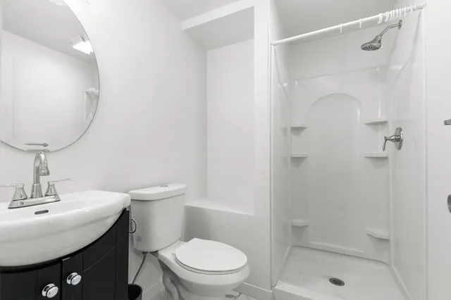 $399,900 | 1895 Wildwood Drive, Suamico, WI 54173