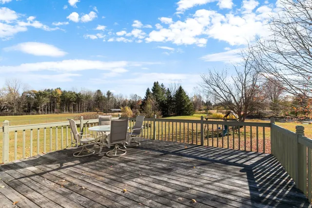 $399,900 | 1895 Wildwood Drive, Suamico, WI 54173