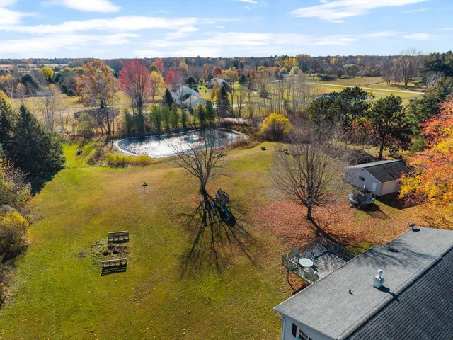 $399,900 | 1895 Wildwood Drive, Suamico, WI 54173