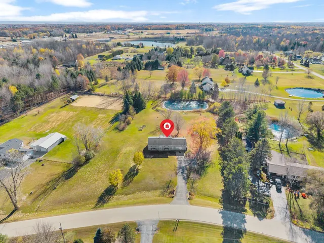 $399,900 | 1895 Wildwood Drive, Suamico, WI 54173