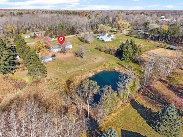 $399,900 | 1895 Wildwood Drive, Suamico, WI 54173