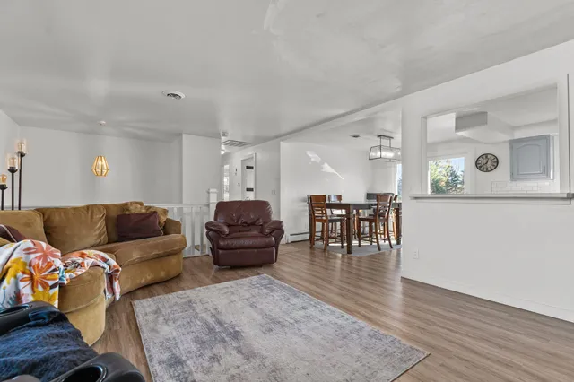 $399,900 | 1895 Wildwood Drive, Suamico, WI 54173