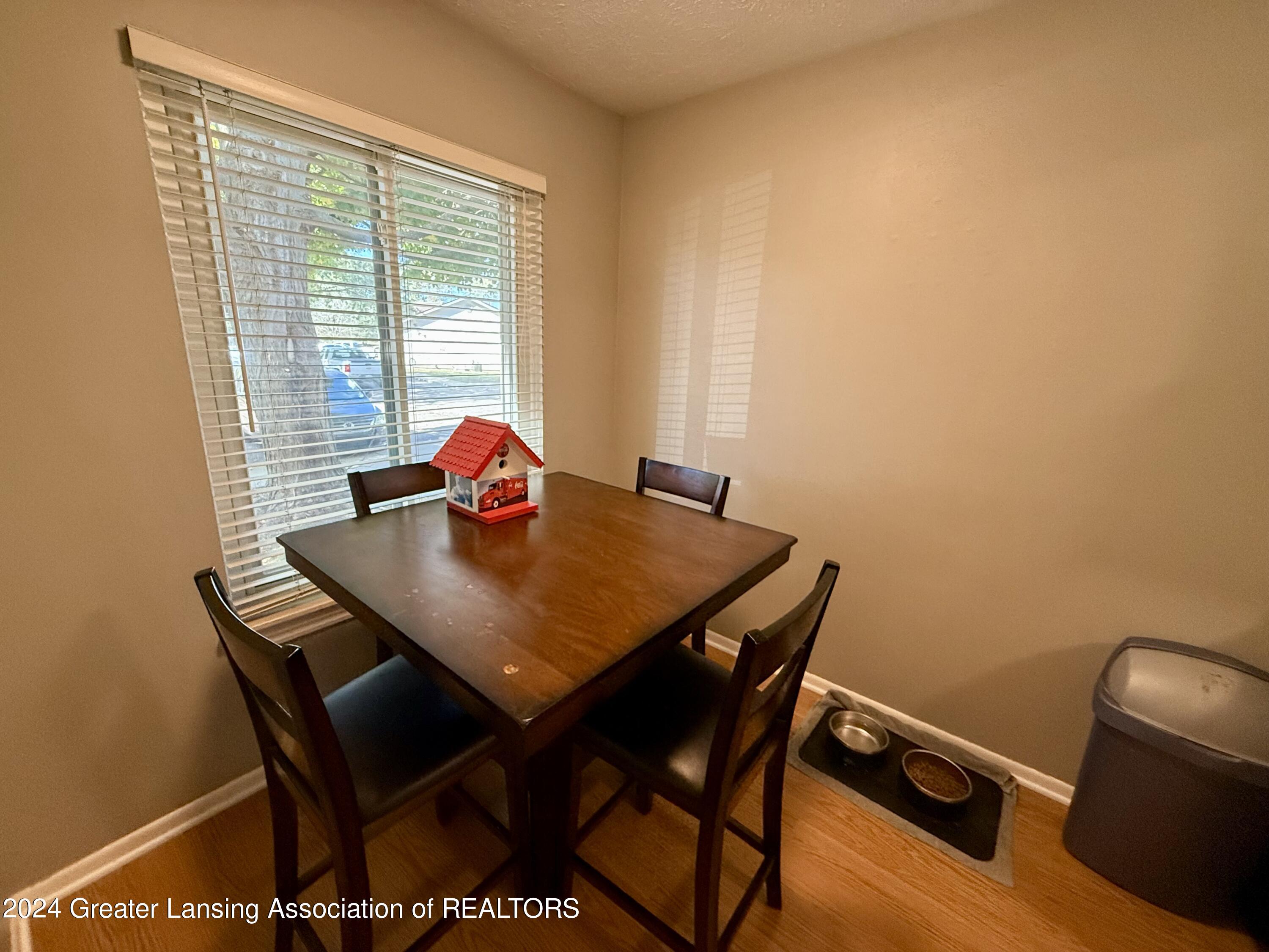 2098 La Mer Lane, Unit 49 Haslett, MI 48840 - Photo 5 of 36 IMG_0169