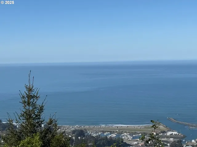 $475,000 | Jodel Court, Unit 3, Brookings, OR 97415