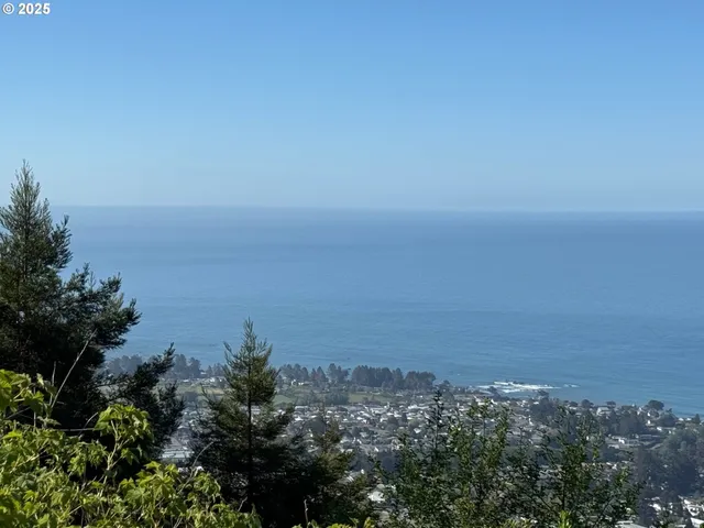 $475,000 | Jodel Court, Unit 3, Brookings, OR 97415