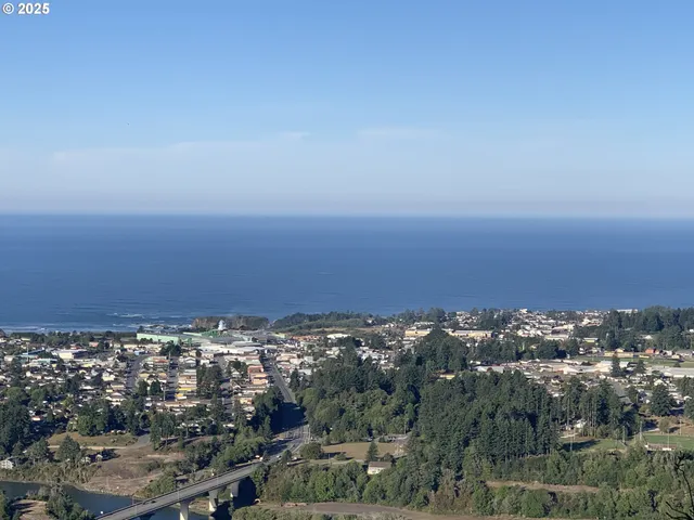 $475,000 | Jodel Court, Unit 3, Brookings, OR 97415