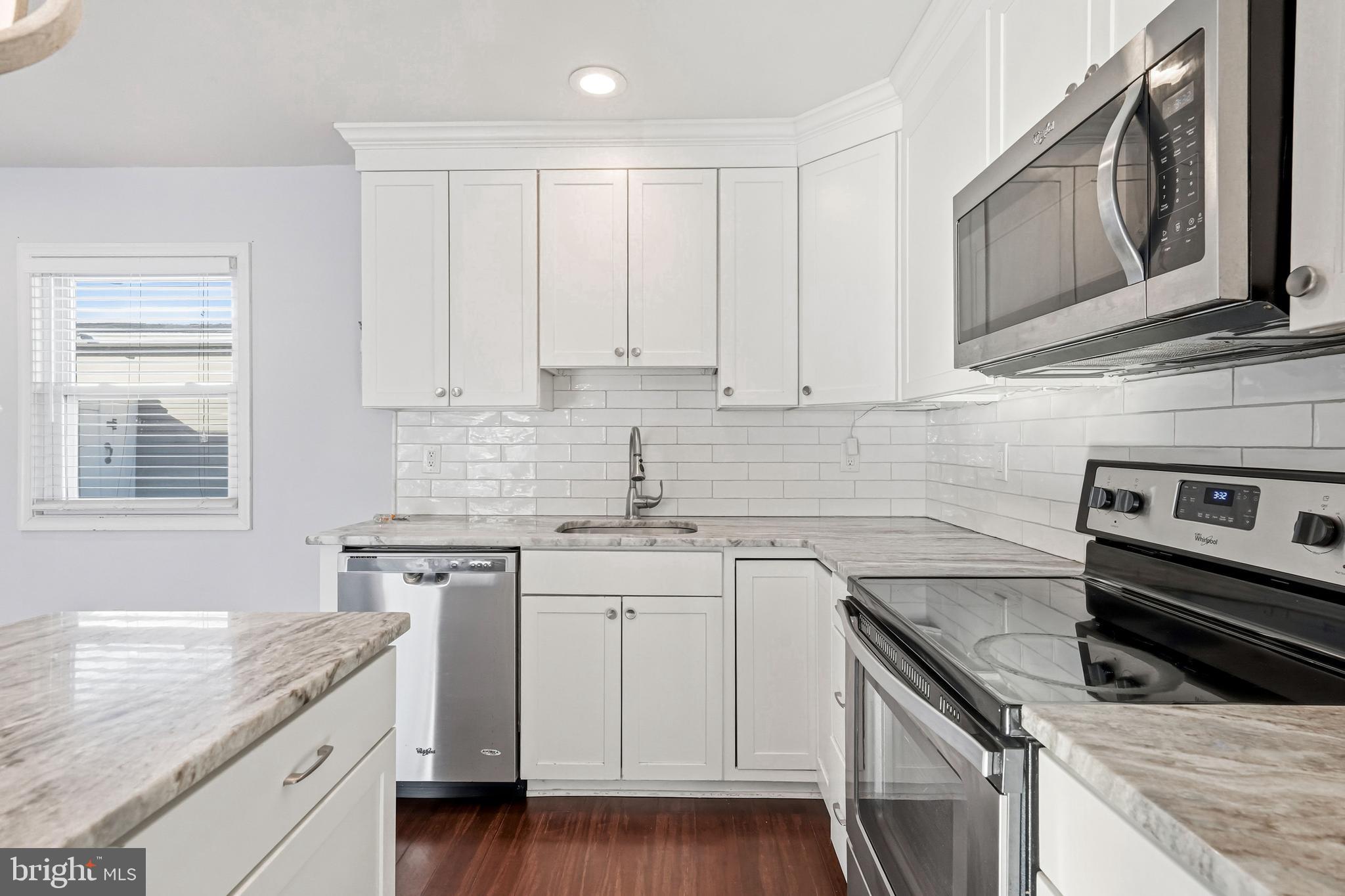 48 Gridiron Road Levittown, PA 19057 - Photo 9 of 26