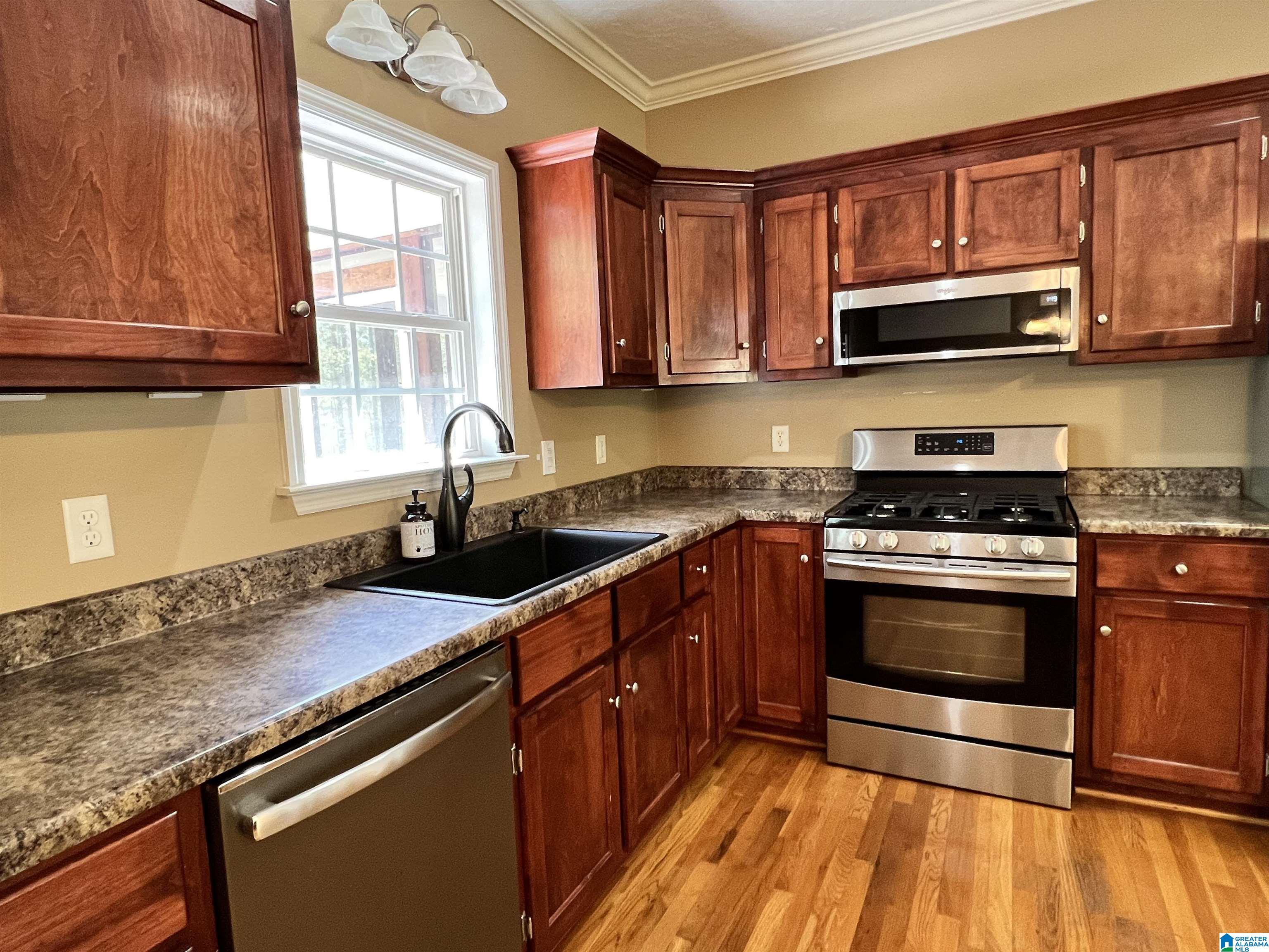 226 Grogan Road Anniston, AL 36201 - Photo 8 of 40
