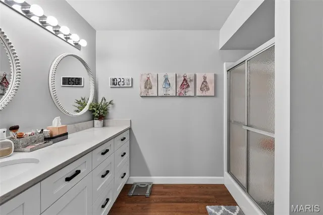 $204,900 | 10956 Village Grove Drive, Unit I, St. Louis, MO 63123