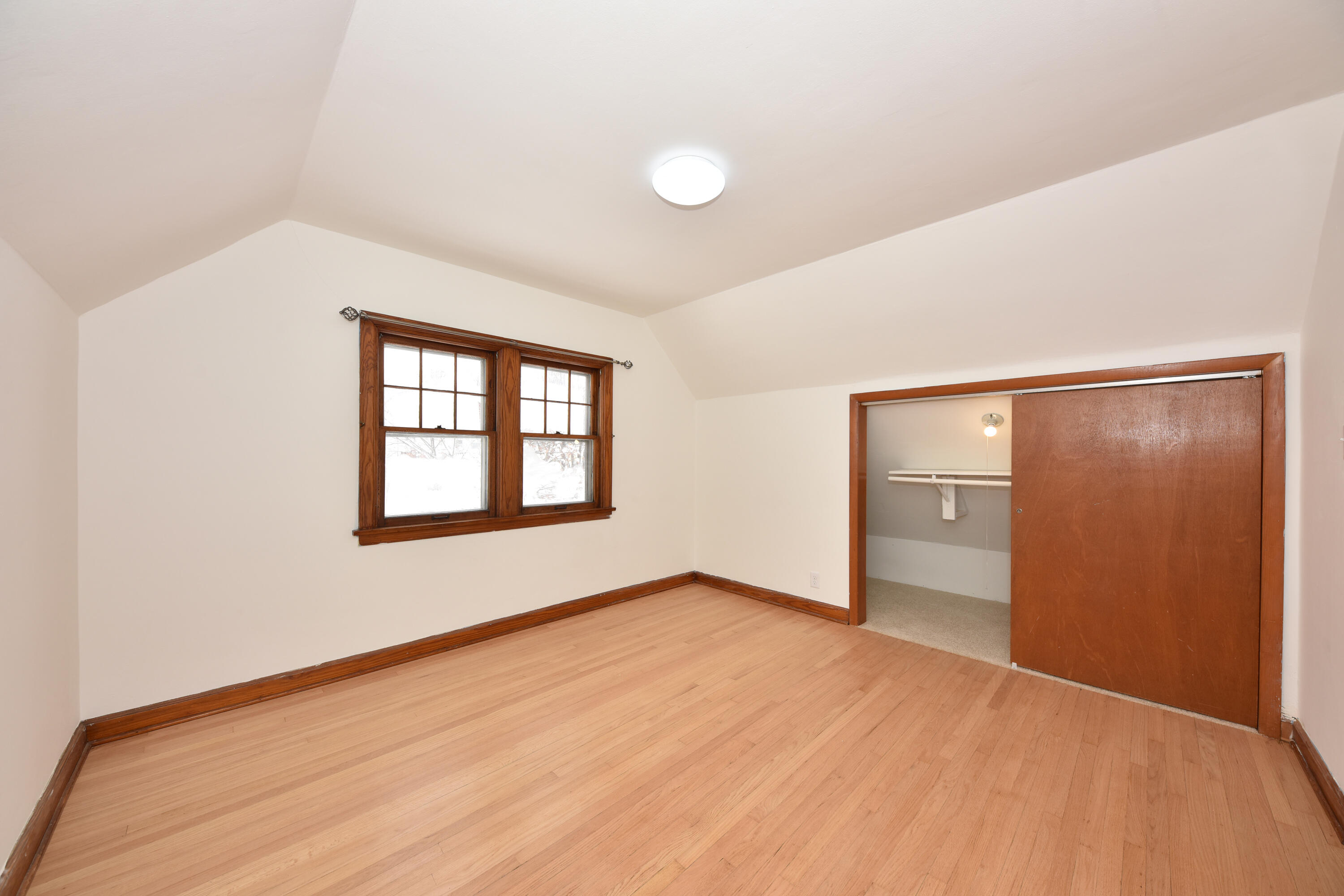 1971 South 32nd Street Milwaukee, WI 53215 - Photo 16 of 25 BR 3