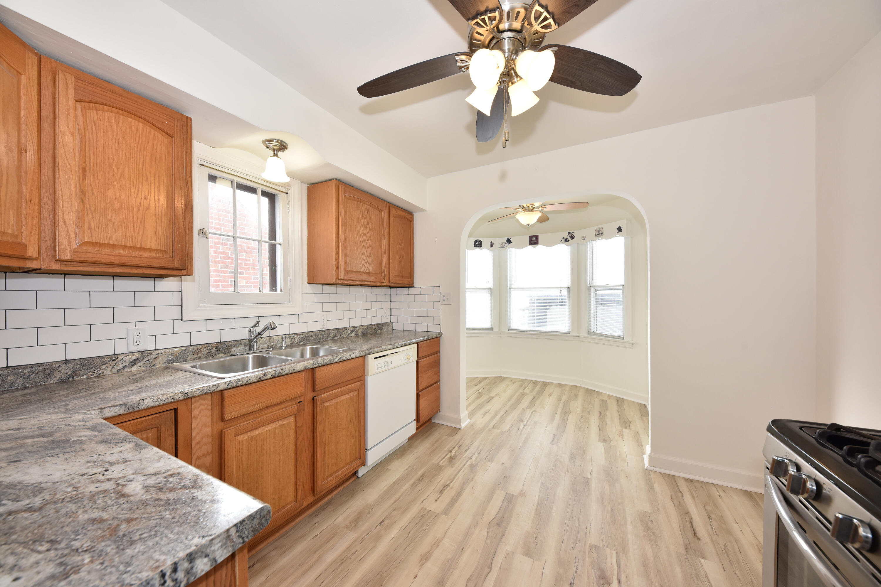 1971 South 32nd Street Milwaukee, WI 53215 - Photo 5 of 25 Kitchen