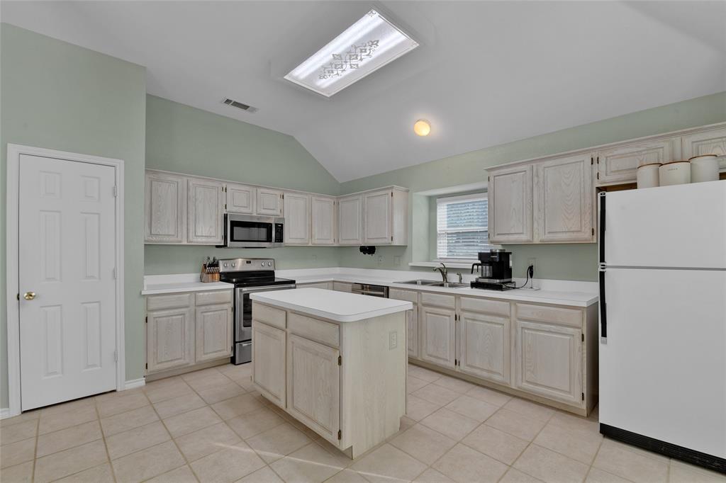8112 Sebastian Frisco, TX 75035 - Photo 16 of 39