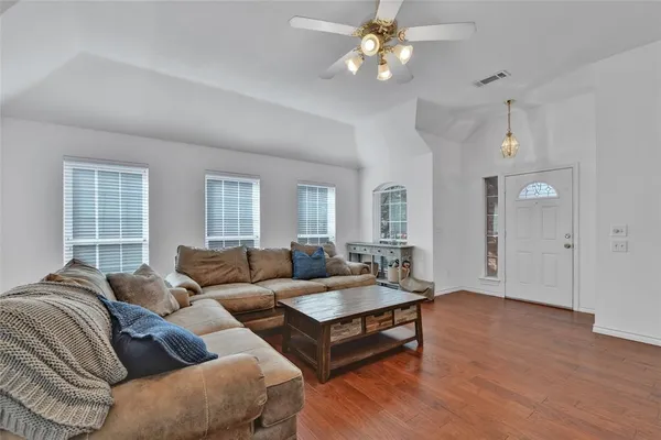 $2,600 | 8112 Sebastian, Frisco, TX 75035