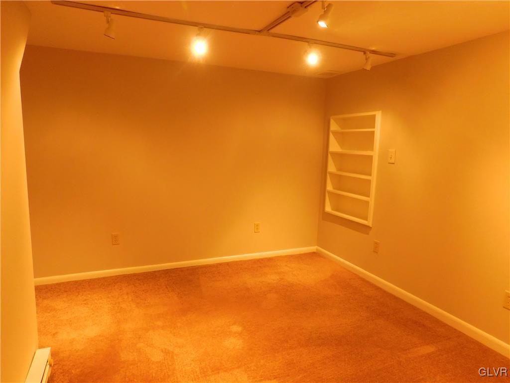 3665 Manchester Road Allentown, PA 18104 - Photo 15 of 19 Gallery Image 15