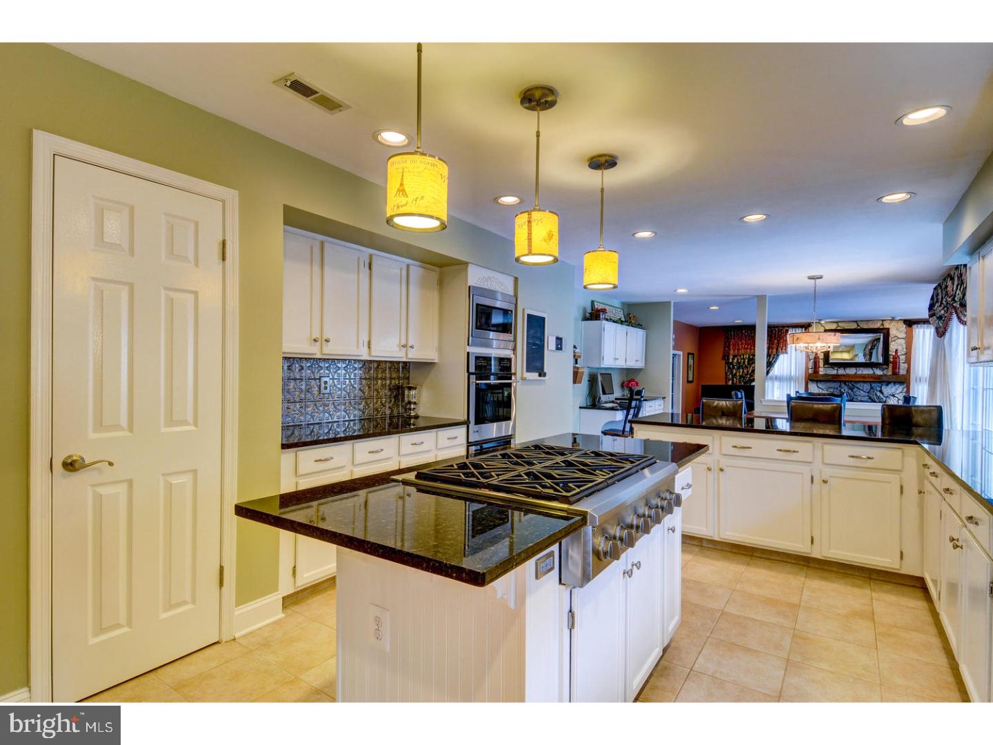 6 Keystone Way Princeton Junction, NJ 08550 - Photo 9 of 25 Kitchen