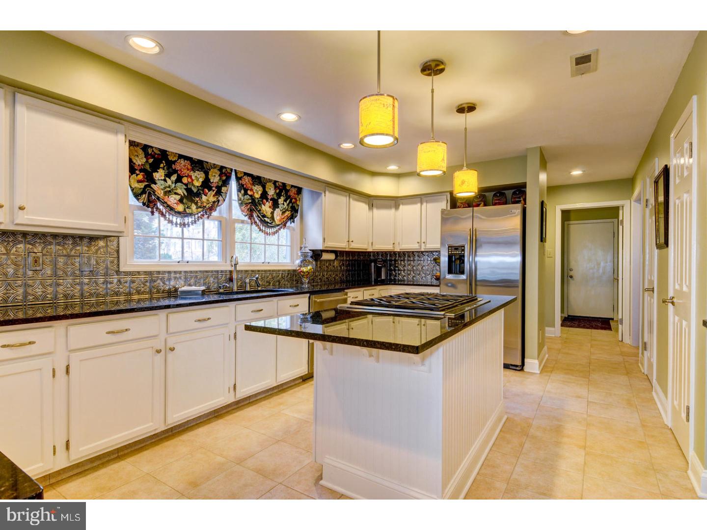 6 Keystone Way Princeton Junction, NJ 08550 - Photo 10 of 25 Kitchen
