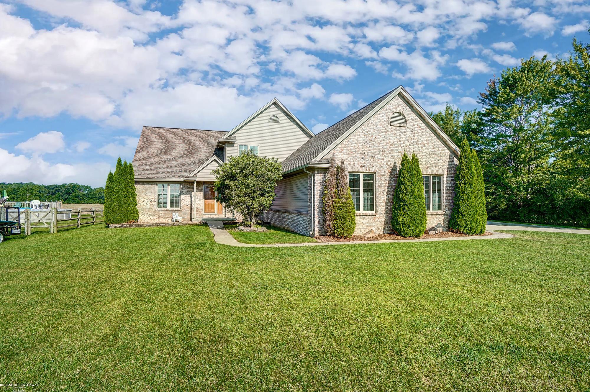 3371 Vivian Road Monroe, MI 48162 - Photo 2 of 57