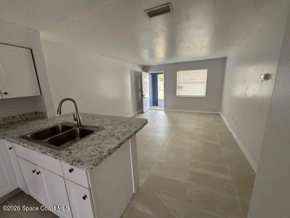 $1,495 | 649 School Street, Cocoa, FL 32922