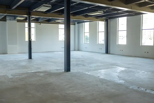 $11 | 703 West Housatonic Street, Pittsfield, MA 01201