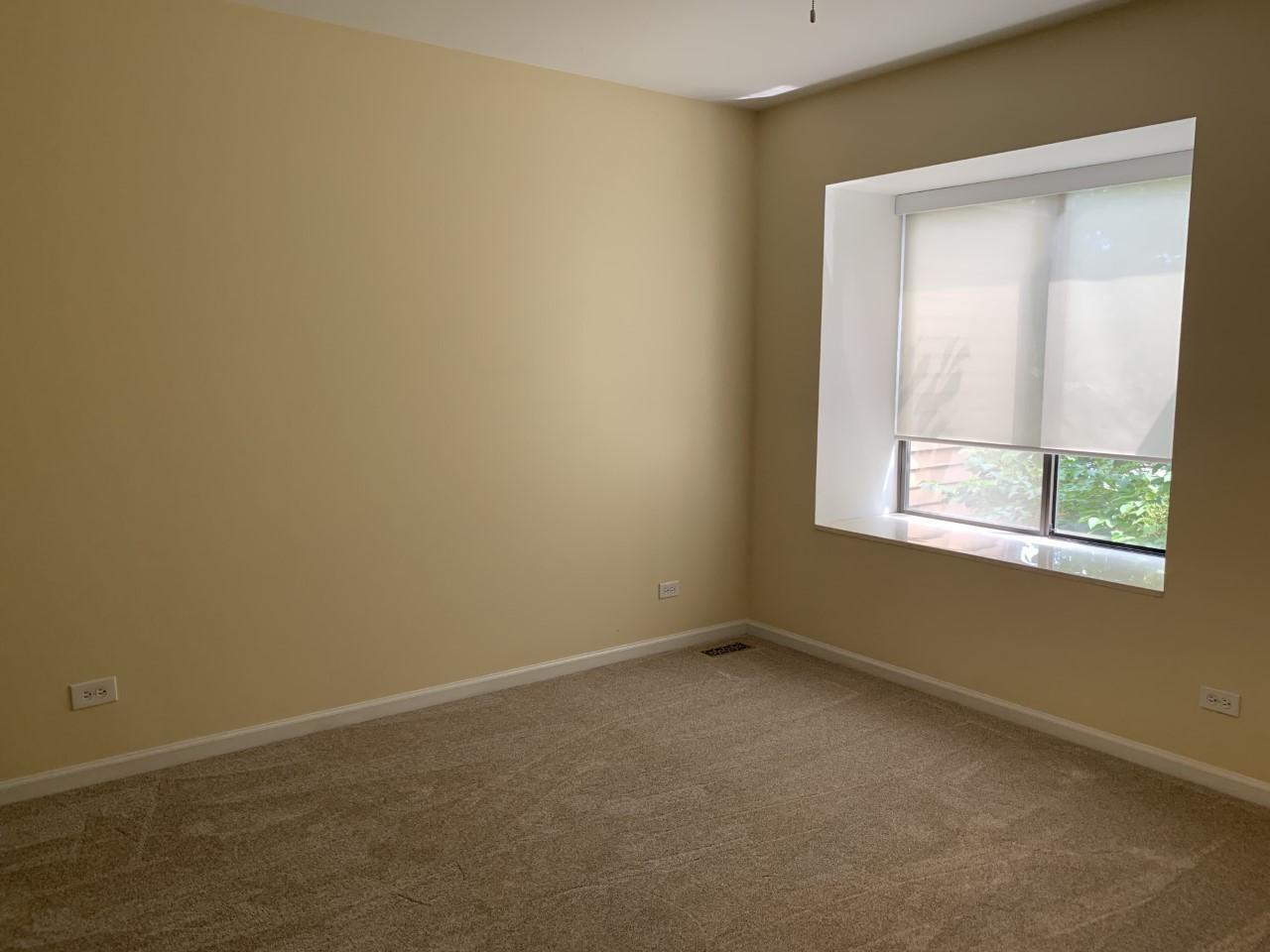 946 Shoreline Road, Unit 905 Lake Barrington, IL 60010 - Photo 10 of 17 Gallery Image 10