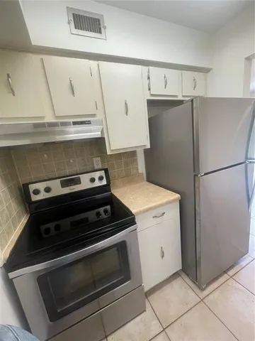 $1,100 | 7417 Daniel Webster Drive, Unit 3, Winter Park, FL 32792