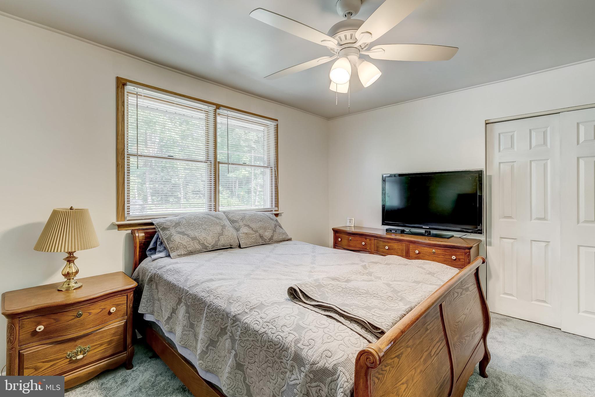 1813 Cape May Road Baltimore, MD 21221 - Photo 13 of 60