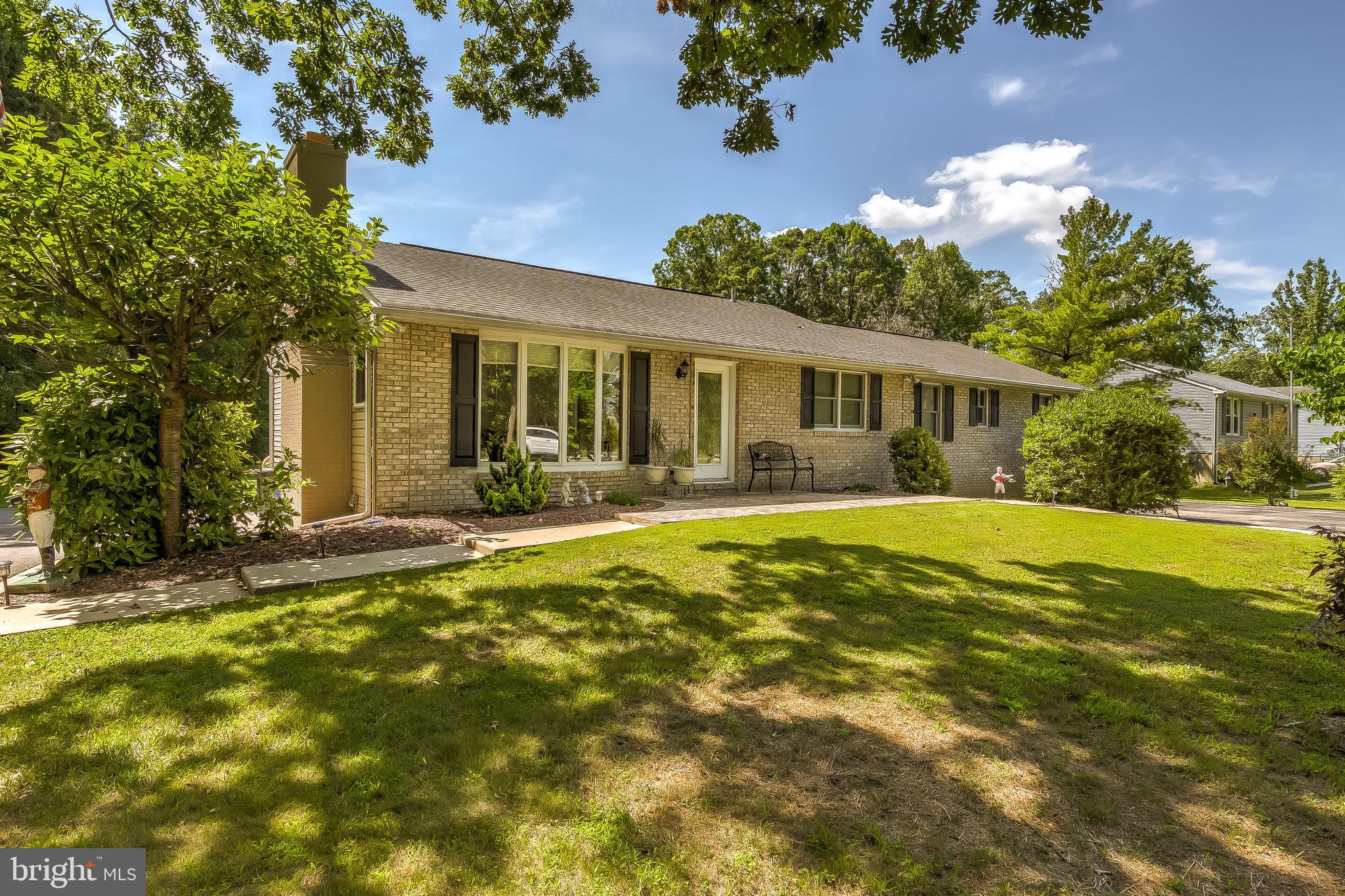 1813 Cape May Road Baltimore, MD 21221 - Photo 6 of 60