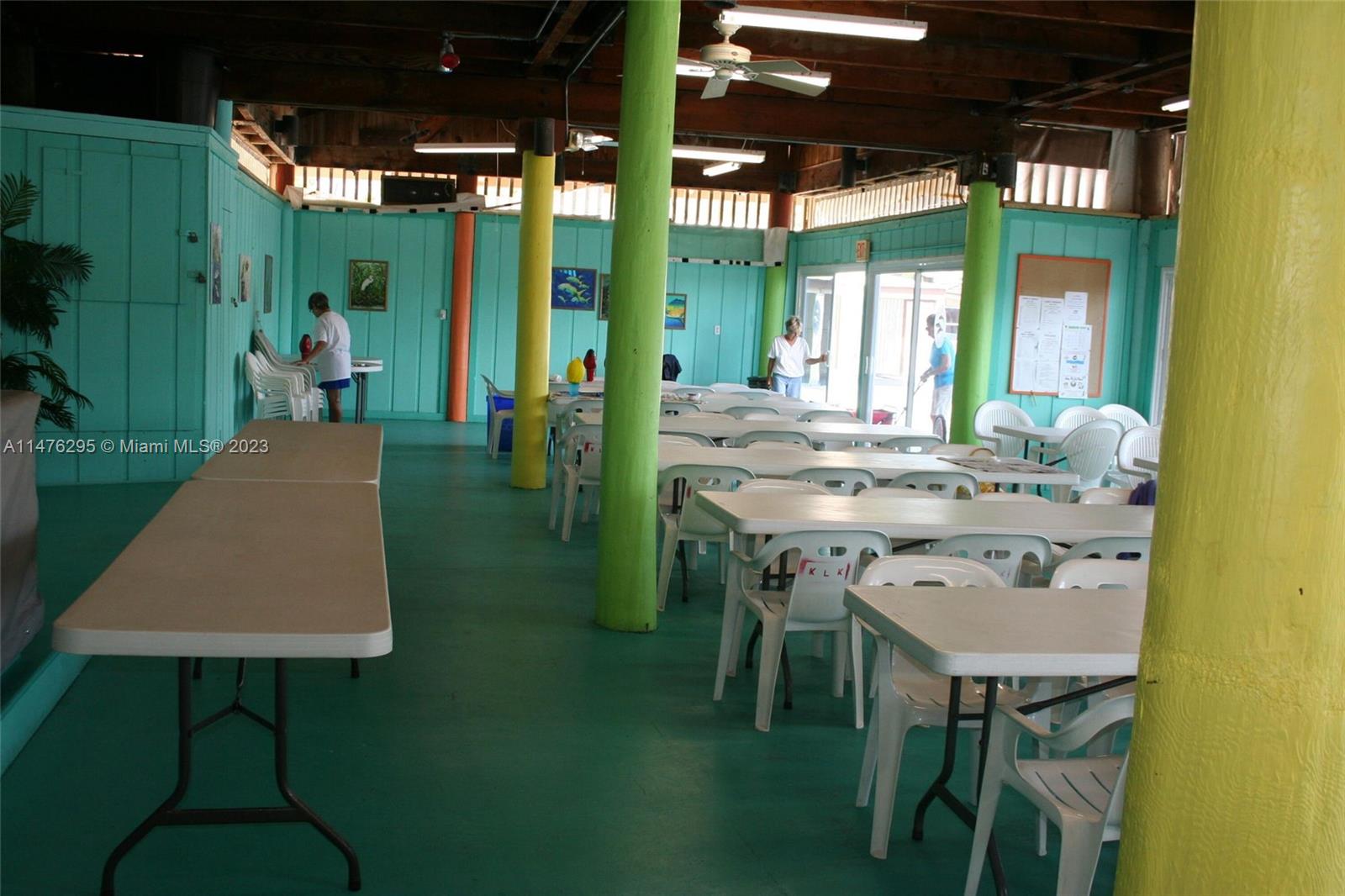 Key Largo Key Largo, FL 33037 - Photo 16 of 18 a view of an chairs and table in patio
