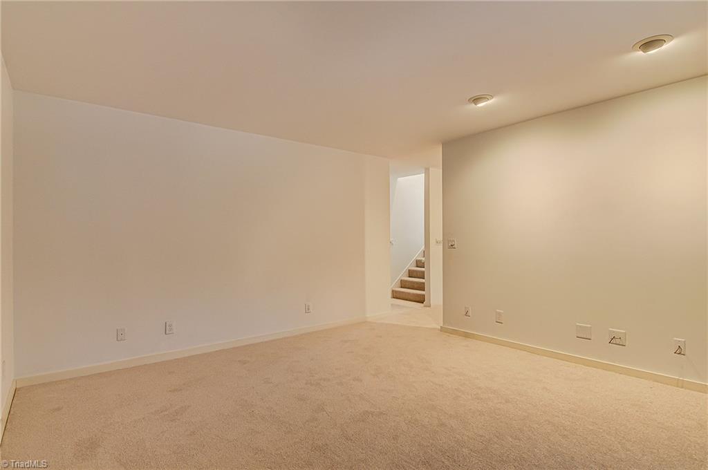 3804 Rockingham Road South Greensboro, NC 27407 - Photo 11 of 29 Gallery Image 11