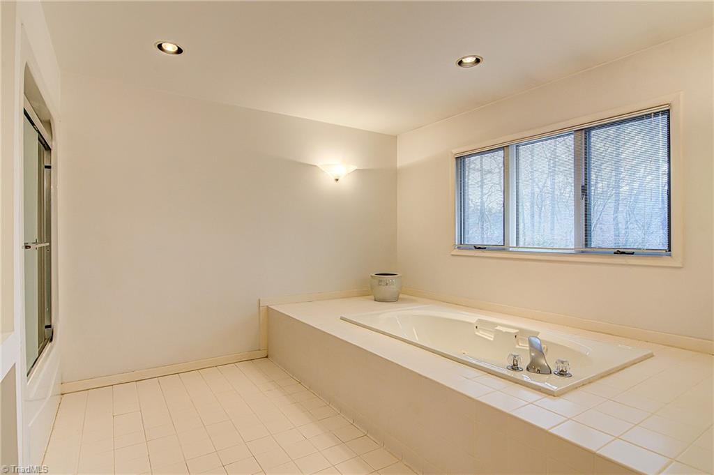 3804 Rockingham Road South Greensboro, NC 27407 - Photo 16 of 29 Gallery Image 16