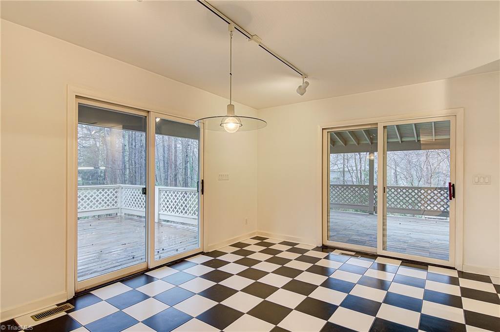 3804 Rockingham Road South Greensboro, NC 27407 - Photo 10 of 29 Gallery Image 10