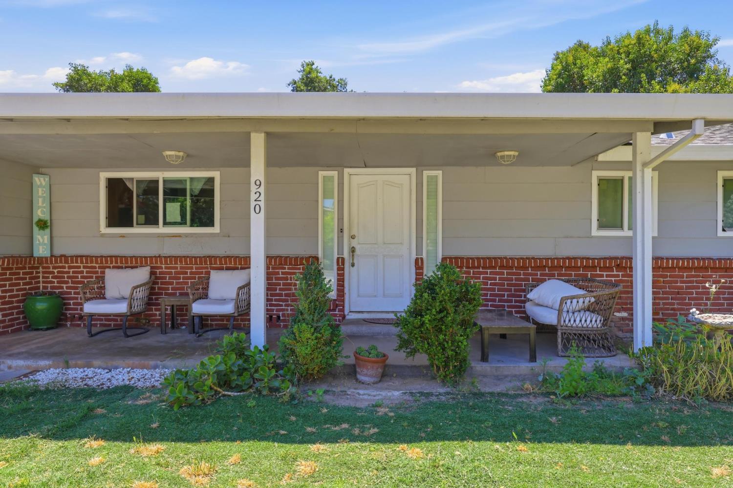 920 Bogue Road Yuba City, CA 95991 - Photo 2 of 26 Front porch
