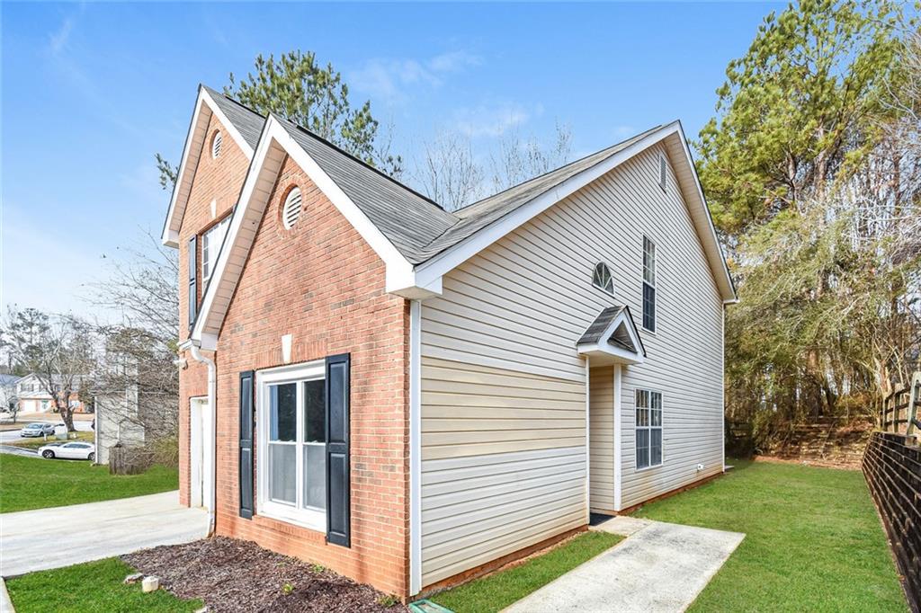 3328 River Run Trail Decatur, GA 30034 - Photo 2 of 20 a view of a house with a yard