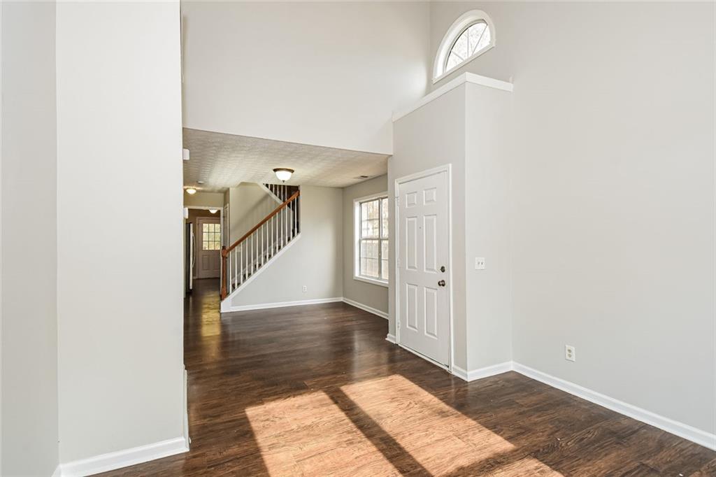 3328 River Run Trail Decatur, GA 30034 - Photo 5 of 20 a view of a hallway view with staircase