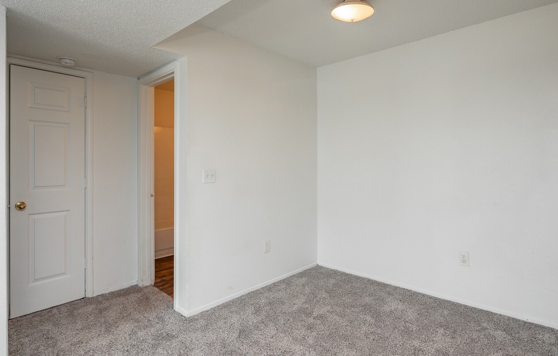 100 Remington Drive Dickson, TN 37055 - Photo 8 of 11 a view of an empty room